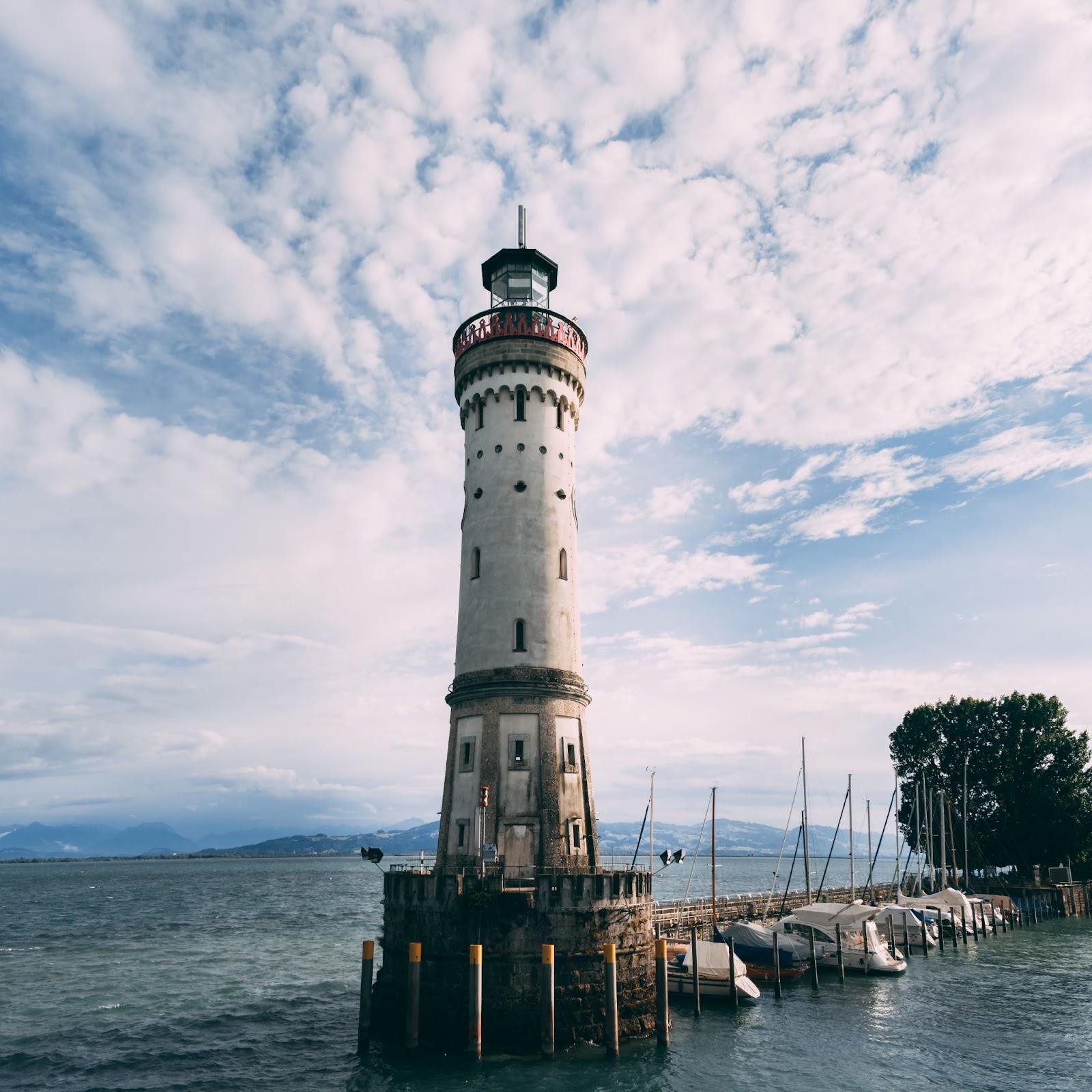 From Forts to Lighthouses: What You’ll Discover on Charleston’s Waters